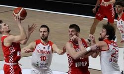 A Milli Erkek Basketbol Takımı grubunu mutlu bitirdi!
