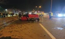 Giresun'da iki otomobil çarpıştı: 1 ölü, 4 yaralı
