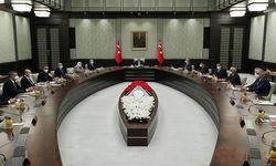 Tam kapanma mı, ek tedbirler mi? Gözler kabine toplantısında