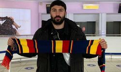 Güven Yalçın, Lecce'de!