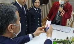 Bakan Soylu, Düzce'deki polis çiftin nikahına görüntülü bağlandı