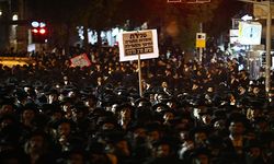 İsrail'de Ultra-Ortodoks Yahudiler Kovid-19 önlemlerini protesto etti