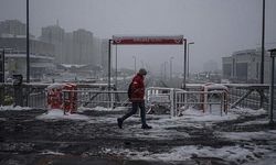 İstanbul'da kar yağışı etkisini sürdürüyor