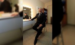 Tenor Hakan Aysev, Alanya'nın fethinin 800. yılına özel bestelenen 'Fetih Marşı'nı yorumladı