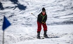 Türkiye'nin kayak merkezleri Türk sporuna hizmet ediyor