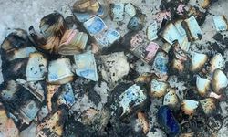 Yüz binlerce lira ve altın yanarak kül oldu!