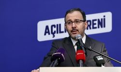 Bakan Kasapoğlu, Prof. Dr. Raşit Küçük Gençlik ve Spor Merkezi'nin açılış törenine katıldı