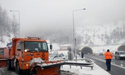 Bolu Dağı'nda kar yağışı etkisini sürdürüyor