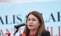 Denizli'de koronavirüs salgınında hayatını kaybeden sağlık çalışanları anısına yapılan anıt törenle açıldı