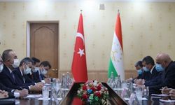 Bakan Çavuşoğlu, Tacikistan Temsilciler Meclisi Başkanı Zokirzoda ile bir araya geldi
