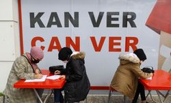 Edirne'de öğrenim gören 70 yabancı öğrenci kan bağışında bulundu