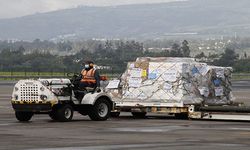 Ekvador'a 146 bin 10 doz Kovid-19 aşısı getirildi