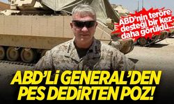 ABD'li generalden pes dedirten görüntü! Önüne geçip poz verdi...