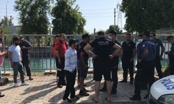 Adana'da yüzmek için sulama kanalına giren genç kayboldu
