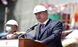 Akar ve TSK komuta kademesi, inşası devam eden TCG Anadolu’yu inceledi