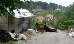Çanakkale'de fırtına ve sağanak etkili oldu
