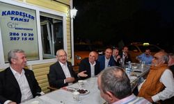 CHP Genel Başkanı Kemal Kılıçdaroğlu taksi durağı esnafı ile iftar yaptı