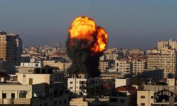 İsrail savaş uçakları Gazze’yi bombaladı: Şehit sayısı 137'e yükseldi