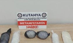 Kütahya'da yabancı uyruklu kadın, beline sardığı uyuşturucuyla yakalandı