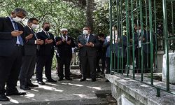 Necip Fazıl Kısakürek, kabri başında anıldı