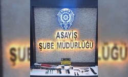 Osmaniye'de evinde çok sayıda silah ele geçirilen zanlı gözaltına alındı