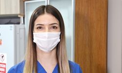 Salgınla mücadele eden sağlık çalışanları bu bayram da ailelerinden uzakta