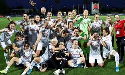 Turkcell Kadın Futbol Ligi'nde Beşiktaş Vodafone şampiyon oldu