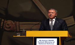 Bakan Akar: Türkiye terörle mücadelede yalnız bırakıldı