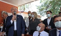 İzmir'de depremzedelerden Kılıçdaroğlu'na sitem: İlçe belediyeleri bizi unuttu