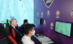 Cumhurbaşkanı Erdoğan, AK Parti Gençlik Kollarınca düzenlenen e-Spor turnuvasının final maçını izledi