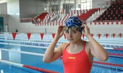 Her gün 18 kilometre kulaç atarak, Avrupa Şampiyonası'na hazırlanıyor