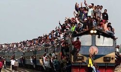 Hindistan'da 2020'de demir yollarında 8 bin 700'den fazla kişi hayatını kaybetti