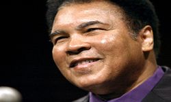 Irkçılık ve ayrımcılıkla mücadelenin sembolü: Muhammed Ali
