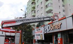 Kayseri'de lokantanın çatısında çıkan yangın hasara neden oldu