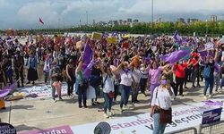 Maltepe'de kadın platformlarından İstanbul Sözleşmesi protestosu