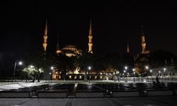 Türkiye genelinde Kovid-19 tedbirleri kapsamında sokağa çıkma kısıtlaması başladı