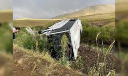 Ağrı’da otobüsü devrildi! 27 yaralı...