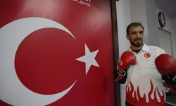 Avrupa şampiyonu milli kick boksçu Emre Şahin'in yeni hedefi dünya şampiyonluğu