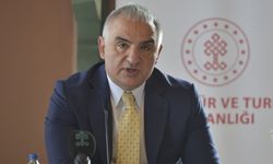 Bakan Ersoy'dan turizm hareketliliğine ilişkin önemli açıklama!