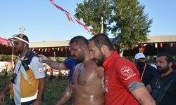 Başpehlivan Recep Kara hastaneye kaldırıldı