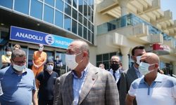 Dışişleri Bakanı Çavuşoğlu, kalp spazmı geçiren Babacar'ı ziyaret etti