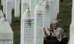 Srebrenitsa Soykırımı'nın 19 kurbanı daha toprağa verildi