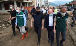Bakan Pakdemirli, Artvin'de sel bölgesini inceledi