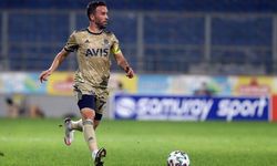 Fenerbahçe'den ayrılan Gökhan Gönül Rizespor'a transfer oldu