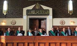 Darbeci Sisi'nin mahkemeleri 24 Müslüman Kardeşler mensubunu idama mahkum etti