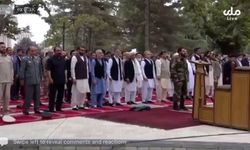 Namaz vakti cumhurbaşkanlığı sarayına saldırı! Umurlarında bile olmadı...