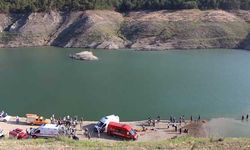 Amasya'da baraj gölünde kaybolan 5 kişiden 2'sinin cesedine ulaşıldı