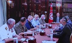 Tunus'ta bir ay süreyle gece sokağa çıkmak yasaklandı