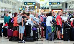 Turizm geliri ikinci çeyrekte 3 milyar dolar oldu