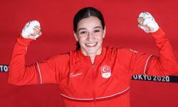 Buse Naz Çakıroğlu Tokyo'da finale yükseldi
